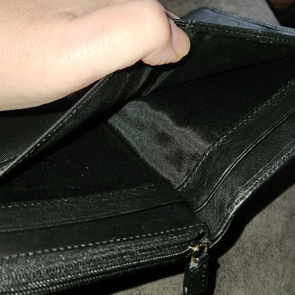 Italian black wallet bramani Italian design with snap and zipper section EUC